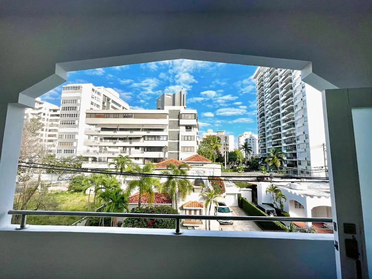 Breathtaking 3-Br Beachside Apt San Juan Apartment