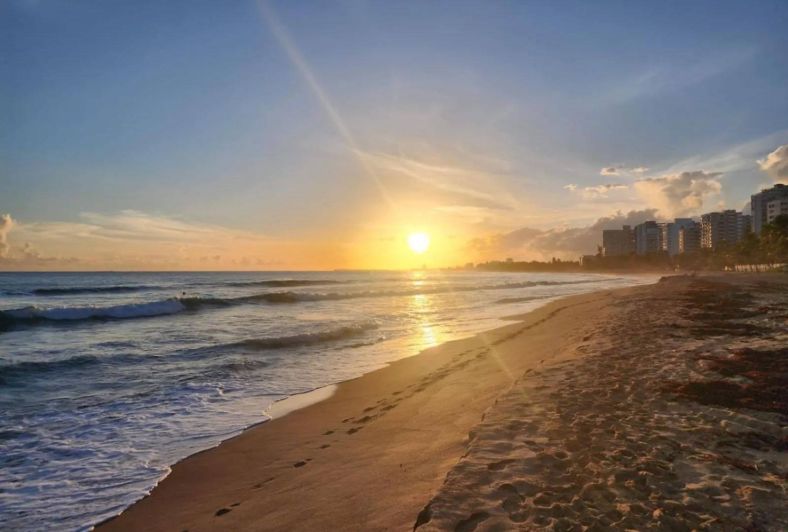 Breathtaking 3-Br Beachside Apt San Juan Puerto Rico